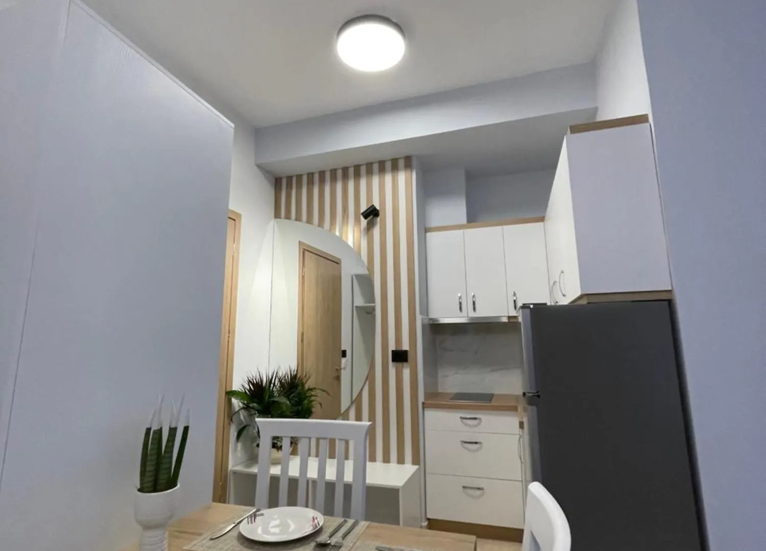 Vaso'S Apartments Saranda